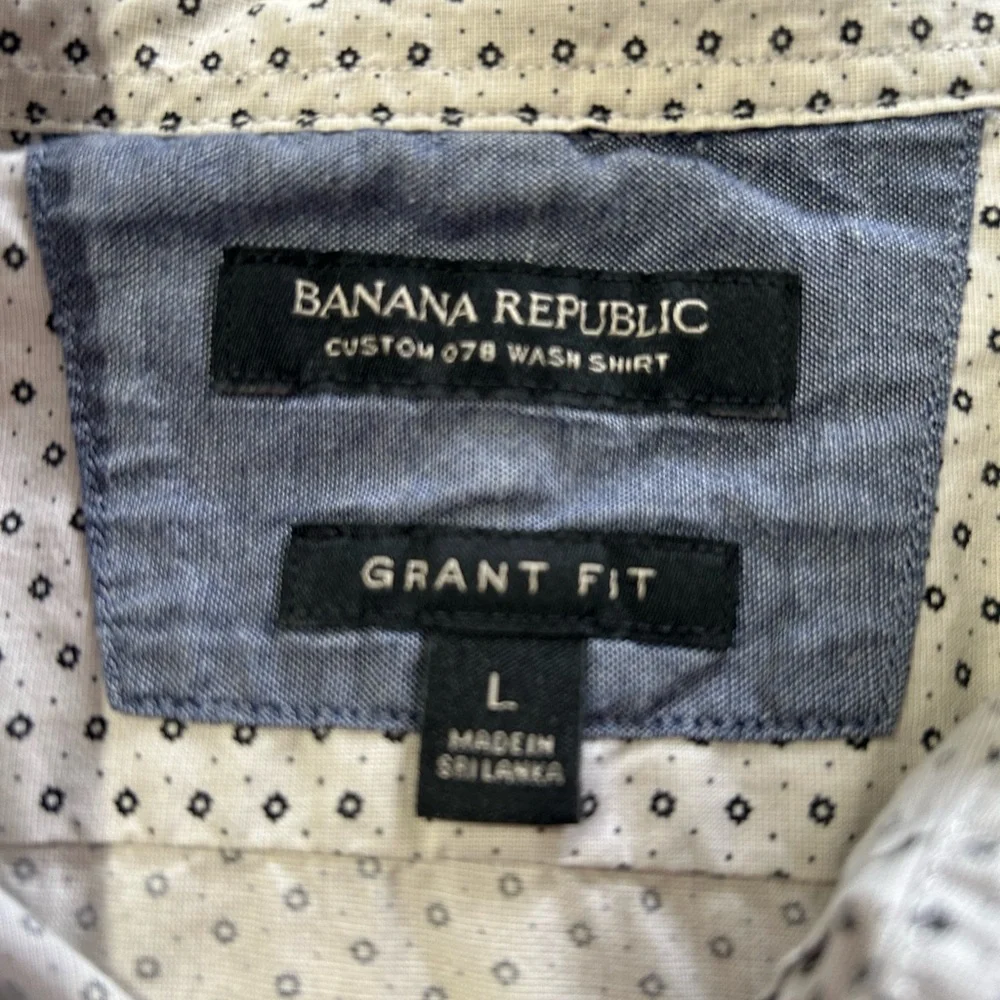 Banana republic men’s size large, long‎ sleeve, Grant, fit button down shirt,